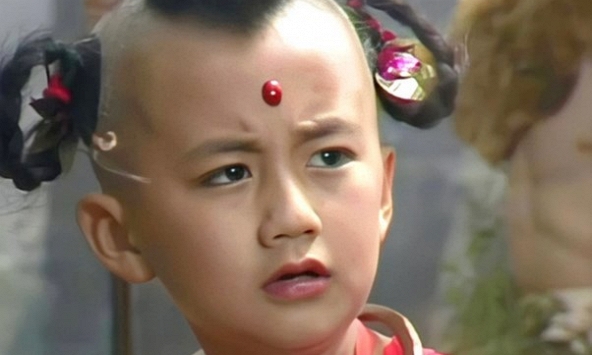 Hồng Hài Nhi thật ra đã 300 tuổi