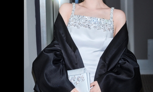 Mỹ nhân bị nhầm thành Jisoo tại Met Gala: Tung siêu phẩm đẹp lấn lướt BLACKPINK, nổi tiếng số 1 vẫn ê chề ở trời Tây