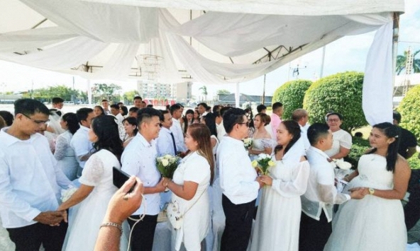 42 cô dâu cùng “biến mất” kỳ lạ trong một đám cưới tập thể