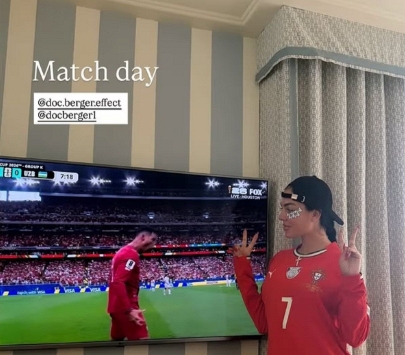 Bạn gái Ronaldo đang ở đâu khi hôn phu “lội ngược dòng” với màn thi đấu xuất sắc?
