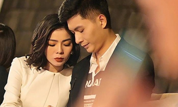 Bạn trai kém 11 tuổi của Lệ Quyên không dám ôm hoa hậu Tiểu Vy: 'Tôi sợ người yêu nghĩ ngợi'