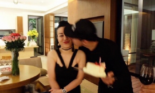 Nam diễn viên Việt bị vợ đại gia hơn 15 tuổi 'cảnh báo' ngay trong ngày sinh nhật