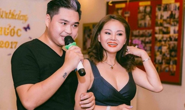 Nam ca sĩ lấy mẹ đơn thân nhận mình và cha ruột là huyền thoại: 'Dù ghét cũng không thể phủ nhận'