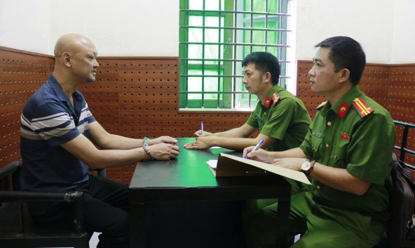 Bắt Nguyễn Quý Cường SN 1989 và nhiều đối tượng, có cả giáo viên liên quan số tiền hơn 6,6 tỷ đồng