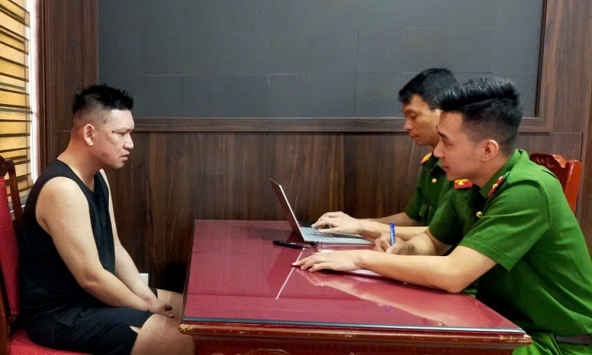 Công an bắt Nguyễn Sơn Tùng và Nguyễn Thế Tuấn Anh liên quan các giao dịch hàng trăm triệu đồng/ngày