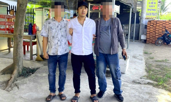 Bắt Dương Sỹ Lâm SN 1994