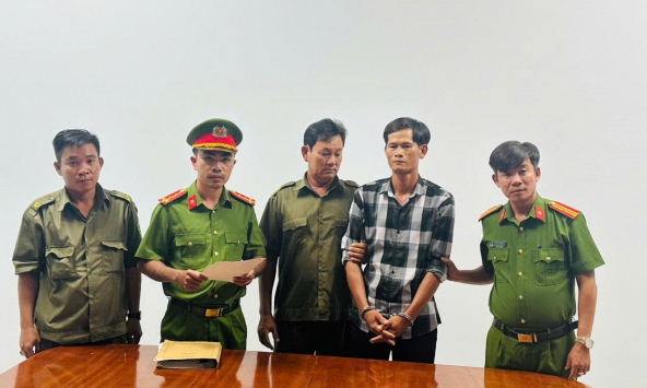Thi hành bắt tạm giam Nguyễn Công Thắng SN 1986