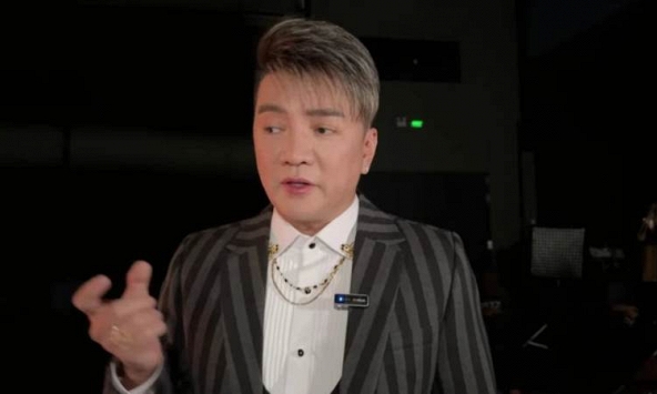Đàm Vĩnh Hưng xin lỗi: 'Vô cùng ray rứt'