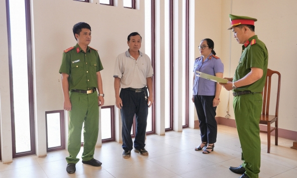 Kiểm tra hộ kinh doanh cà phê, khởi tố Nguyễn Thanh Quang 72 tuổi