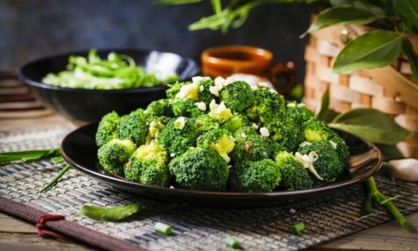 Mùa xuân là giai đoạn vàng để trẻ phát triển chiều cao: Thay vì ăn thịt, hãy bổ sung 3 loại thực phẩm giàu kali này cho bé