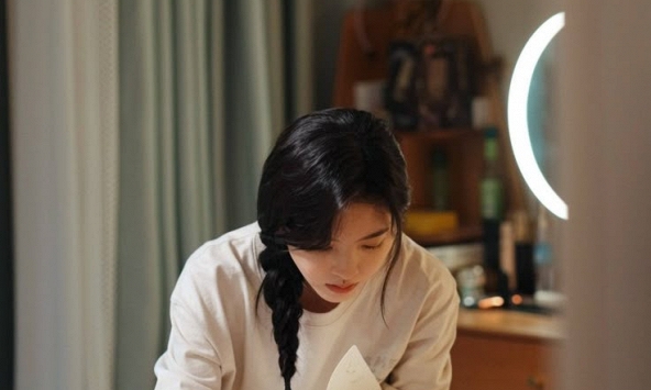 Con gái đến gói mì còn chẳng có mà ăn nhưng cứ hễ làm ra được đồng nào là bị bòn rút hết đồng ấy