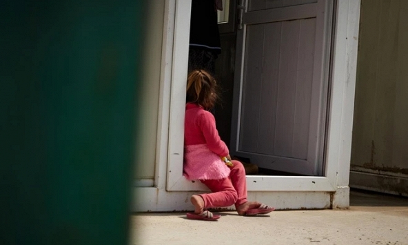 Bé gái 4 tuổi bị đau bụng, đi khám mới biết bị bệnh từ lâu, bác sĩ nhắc bố mẹ nên đưa con đi khám phụ khoa định kỳ