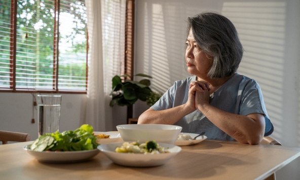 Gần 60 tuổi, tôi mới nhận ra mình đã để con trai lớn lên trong cô độc đến như thế nào