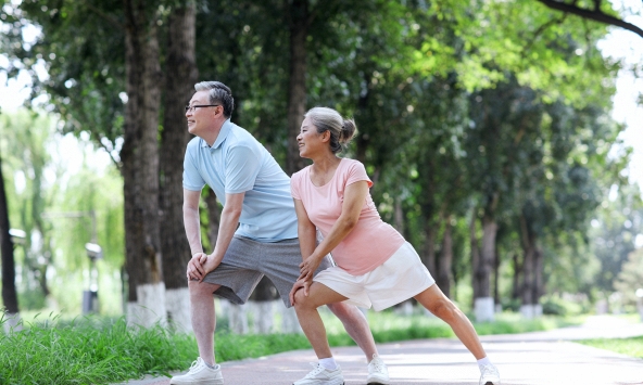 Năm 56 tuổi, tôi chợt phát hiện ra bí quyết để 'không bị bệnh nặng' không phải là tập thể dục, mà ở 4 điểm này