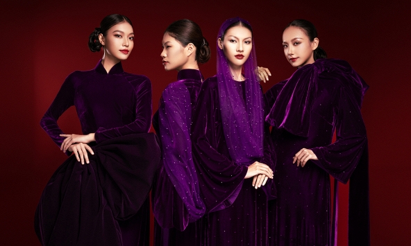 Quán quân Vietnam’s Next Top Model 2025 Lại Mai Hoa khoe sắc vóc cực chuẩn khi diện áo dài sắc tím 