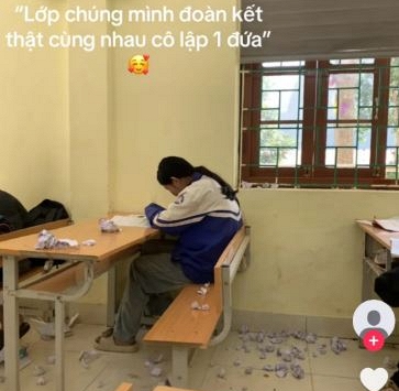 Bức ảnh khiến tôi chết lặng: Có 1 kiểu bạo lực, KHÔNG ĐÁNH nhưng đau hơn cả 100 cú đấm!