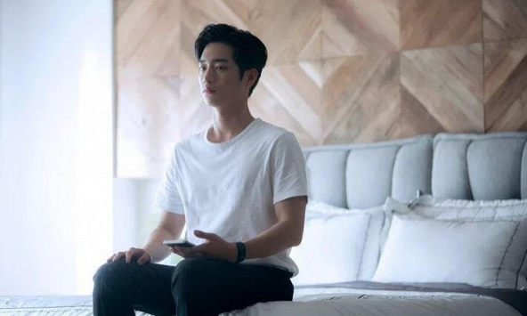 Vợ cũ gọi điện lúc 5h sáng, một câu vu vơ khiến tôi lung lay với gia đình hiện tại