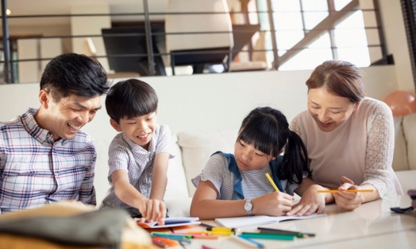 Mối quan hệ giữa cha mẹ và con cái dù tốt đẹp đến mấy cũng không nên chia sẻ 3 điều này: Càng đọc càng thấy thấm!