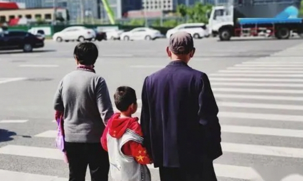 Trẻ có 3 biểu hiện này, lớn lên khó hiếu thảo: Cha mẹ phải uốn nắn ngay lập tức!