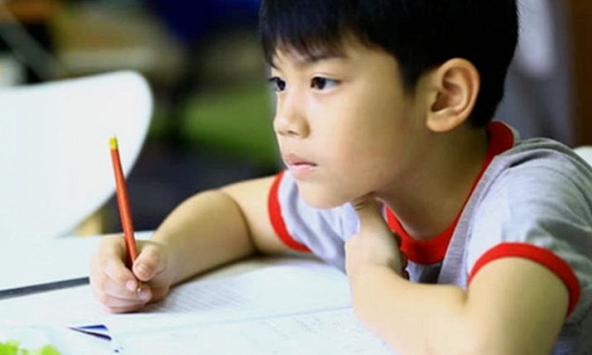 Đọc chia sẻ mới đây của 1 Hiệu trưởng mà tôi phải thốt lên: 'Cảm ơn đã nói thay nỗi lòng của cả phụ huynh và học sinh'!