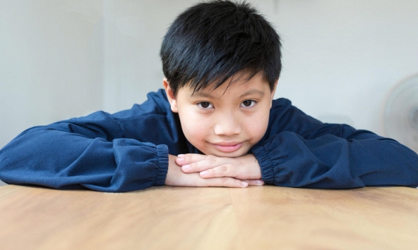 Người thông minh có 5 điểm KHÓ ƯA, cha mẹ coi chừng trách nhầm con!