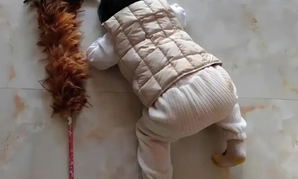 Đứa trẻ chạy đi và đứa trẻ đứng im khi bị bố mẹ đánh đòn 20 năm sau sẽ có cuộc sống ra sao: Đây là sự thật!