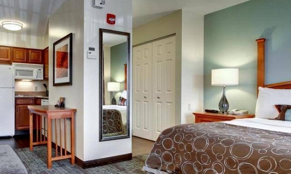 3 thứ đại kỵ tuyệt đối không đặt ở đầu giường kẻo 'hút cạn' vượng khí: Rất nhiều gia đình đang mắc phải!