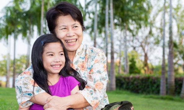 Cha mẹ bước vào tuổi 'xế chiều', có 5 câu tuyệt đối đừng nói trước mặt con cái - ai nói rồi cũng dễ hối hận!