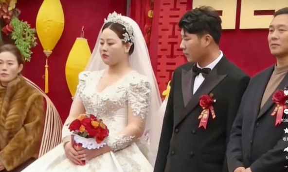 Độc lạ Trung Quốc: Mẹ kế và cha dượng “tác hợp” để con riêng của họ lấy nhau gây tranh cãi