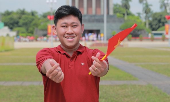 Hành trình từ chàng dược sĩ quầy thuốc đến nhà sáng tạo nội dung 2 triệu follow mang tiếng cười đời thường của Mai Trí Thức