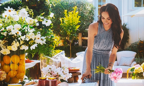 Cú sốc mới của Harry và Meghan: Phim 'đắp chiếu' ròng rã 3 năm, hợp đồng triệu đô với Netflix liệu có toang?