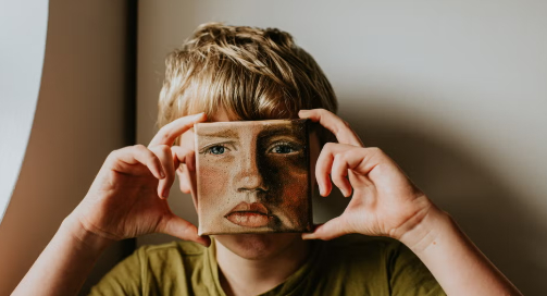 Test tâm lý đang gây bão ở Hàn Quốc: Hoá ra mệt mỏi, chán nản chốn đông người chỉ vì bạn thuộc nhóm 20% 'siêu nhạy cảm' này!