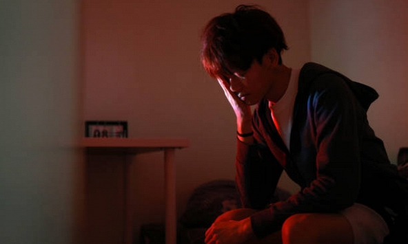 “Bố mẹ đã huỷ hoại tương lai tôi”: Tâm sự của chàng trai 23 tuổi khiến hàng ngàn phụ huynh suy ngẫm