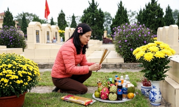 Tưởng là báo hiếu nhưng lại hóa hao tài: 3 sai lầm tai hại khi tảo mộ Thanh Minh gia đình nào cũng cần tránh