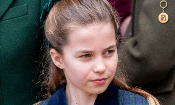 Hé lộ ngôi trường 'trâm anh thế phiệt' lọt vào mắt xanh của Công chúa Charlotte: Học phí khoảng 400 triệu/kỳ, cách nhà chỉ 10 phút đi xe