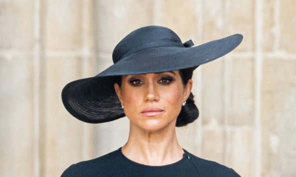 Lý do thật sự khiến Meghan Markle bị 'cấm cửa' khi Nữ hoàng Anh qua đời: Hóa ra Vua Charles đã nhìn thấu tất cả!