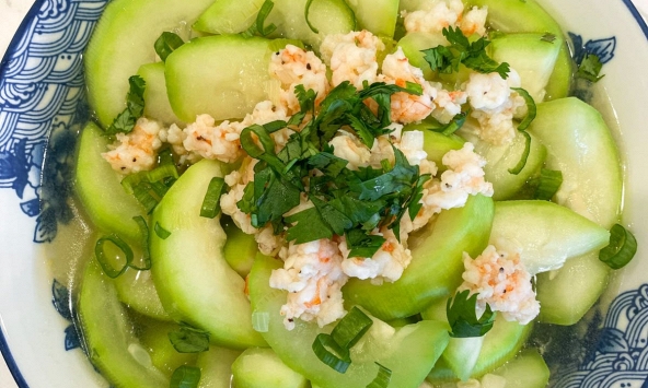 Có một món canh đơn giản nhưng nhiều người ăn xong đều thấy dễ chịu, lộc lá tràn trề