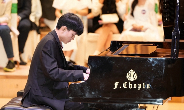 Hơn 2.000 thí sinh tranh tài, Festival Piano Talent 2026 khép lại bằng đêm chung kết giàu cảm xúc