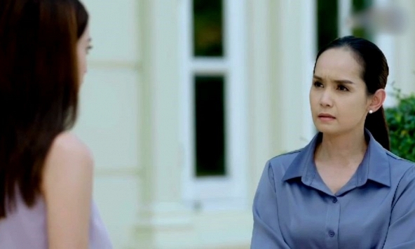 Mẹ chồng luôn khen tôi trước mặt người ngoài, nói mình 'có phúc mới có được dâu như thế', nhưng càng sống tôi càng thấy sợ