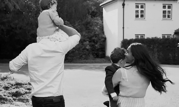 Ước nguyện xót xa cuối đời của Nữ hoàng Elizabeth: Gác lại vương miện oai nghiêm, bà chỉ khát khao hơi ấm từ những đứa chắt nhỏ