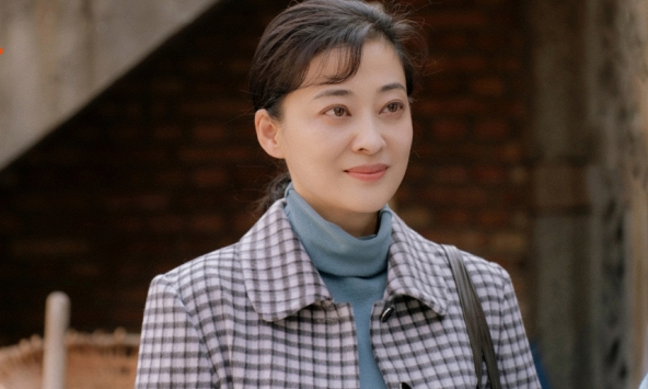 Nữ diễn viên nổi tiếng khoe phòng của con gái 12 tuổi, dân mạng xem xong khen nức nở: Đây mới là con 'nhà giàu' thật sự!