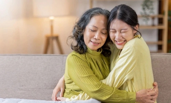 Làm mẹ chồng mà cứ thích 'thao túng tâm lý' thì chỉ có già trong cô đơn: Tôi chọn làm 'đồng minh', tội gì dằn mặt nhau cho mệt!