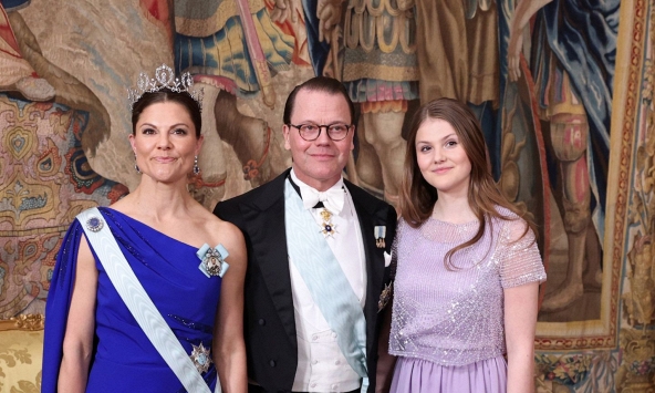 Cháu gái 14 tuổi của Quốc vương Carl XVI Gustaf đẹp tựa nàng thơ