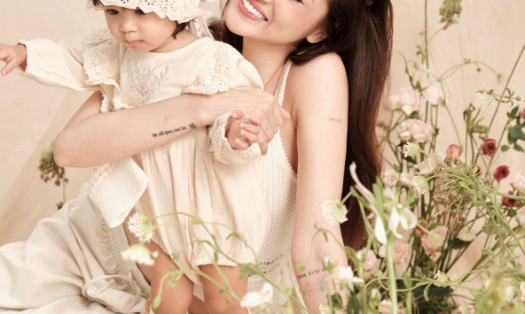 Từng giấu kín con gái mãi mới công khai vì 'trượt tay', Bảo Anh giờ cho con học trường xịn sò, học phí rất bất ngờ!