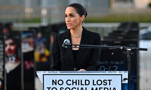 Meghan Markle có bài phát biểu xúc động tại Geneva, nhưng đám đông thưa thớt ngó lơ 