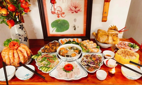 Cưới vợ tiểu thư nhà giàu, ngày đầu về làm dâu cô ấy khiến cả họ nhà tôi toát mồ hôi hột