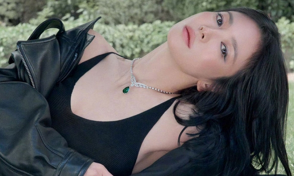 Gần 30 năm bước chân vào làng giải trí, Song Hye Kyo chưa bao giờ biết đến 2 chữ: Hết thời