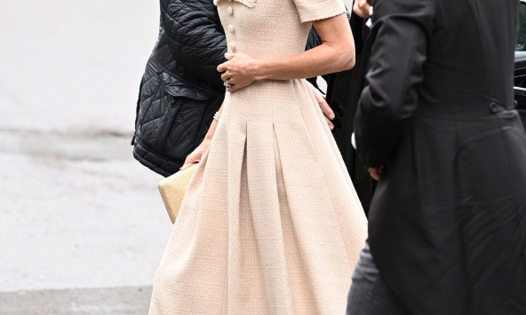 Vương phi Kate diện váy từ thương hiệu Meghan Markle từng yêu thích đến đám cưới hoàng gia của Harriet Sperling