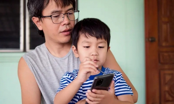 Nếu con đòi hỏi 4 điều này, cha mẹ phải đáp ứng! Từ chối có thể biến chúng thành 'kẻ thù' 