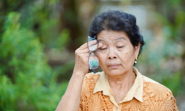 Đến tuổi xế chiều, bà mẹ 84 tuổi mới thấm: Con trai và con gái bất hiếu có những nguyên nhân rất khác nhau 